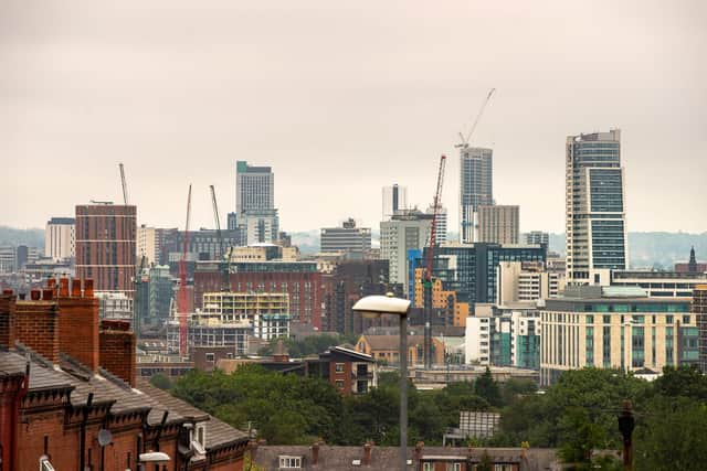 A mum from Leeds has launched a desperate plea to find four Leeds boys who saved her son from jumping from a bridge on Monday morning.