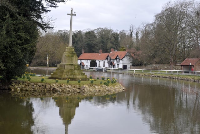 Bishop Burton is a small village on the edge of the Yorkshire Wolds. Much of the village forms a conservation area and it's home to one of Europe's leading Equestrian Centres. Drive: 1hr to 1hr 15min