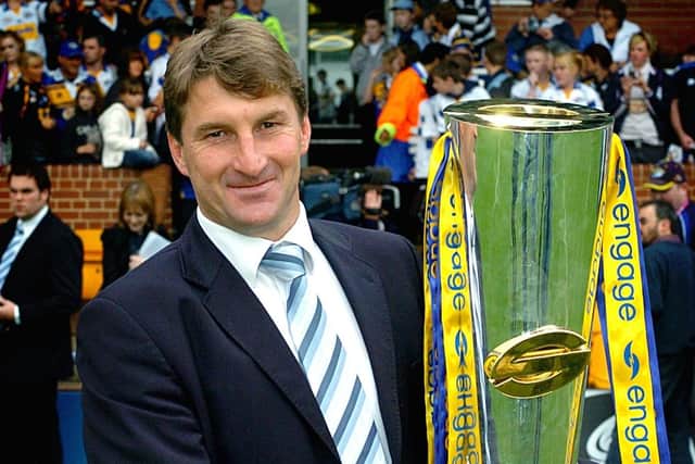 GREAT TIMES: Leeds Rhinos' Headingley homecoming after winning the Super League Grand Final in 2007 - Tony Smith with the trophy.