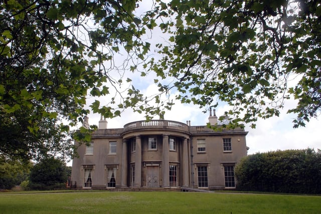 The 17th century Scampston Hall is a wonderful example of a Regency country house.
It is first and foremost a family home, although you can arrange a tour. The house has many fine works of art, furniture and porcelain to discover, the venue often used as a wedding venue and setting for corporate events.