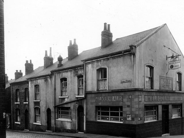 The Park Hotel, a Melbourne Ales owned pub on Hyde Park Road at the corner with Apsley Street, pictured in April 1959. The lower half of the building is tiled. Included in redevelopment plans for the Burley area.