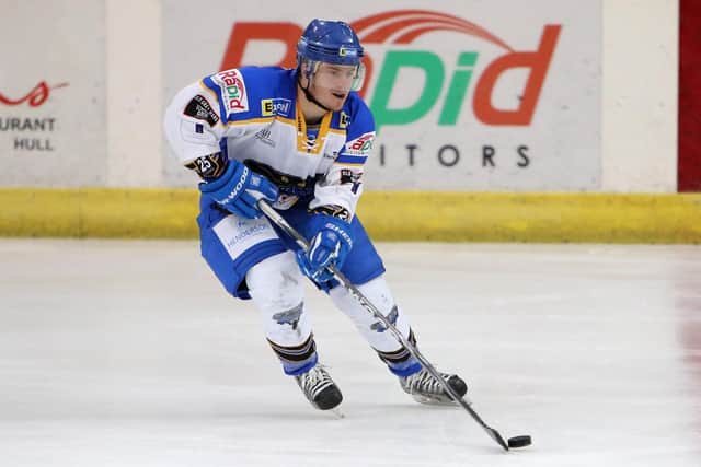 GO STINGRAYS: Matty Davies - pictured in action for Hull Stingrays during the 2013-14 Elite League season. Picture courtesy of Arthur Foster.