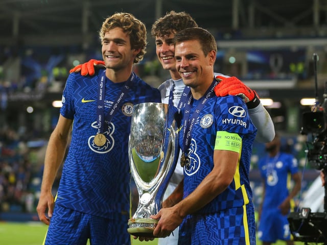 Chelsea duo Cesar Azpilicueta and Marcos Alonso want to join Barcelona (Mundo Deportivo).