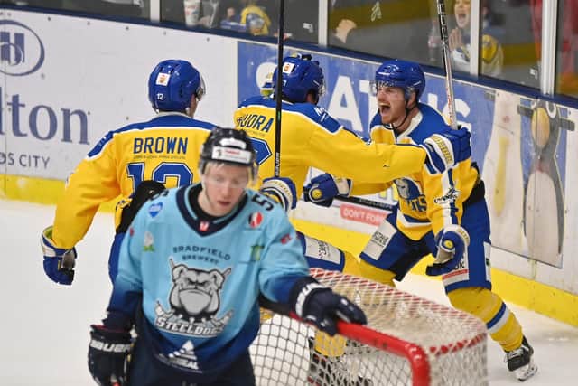 NEW FACES: Leeds Knights will have to fill the gap left by veteran centre Matty Davies, who has returned to his hometown to run the newly-formed Hull Seahawks
Picture: Bruce Rollinson