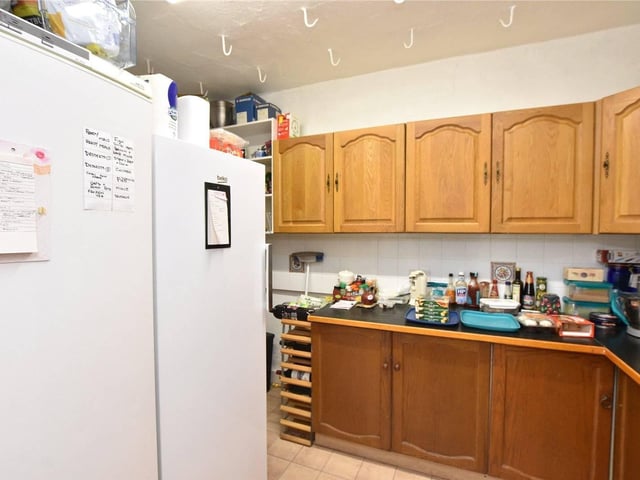 It also benefits from a walk-in pantry room.