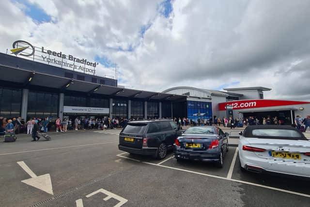 Long wait times continued to cause issues at Leeds Bradford Airport (LBA) this weekend as holidaymakers queued out the door. Photo: Fredrick on Twitter @Boshmont1 Photo: Fredrick on Twitter @Boshmont1