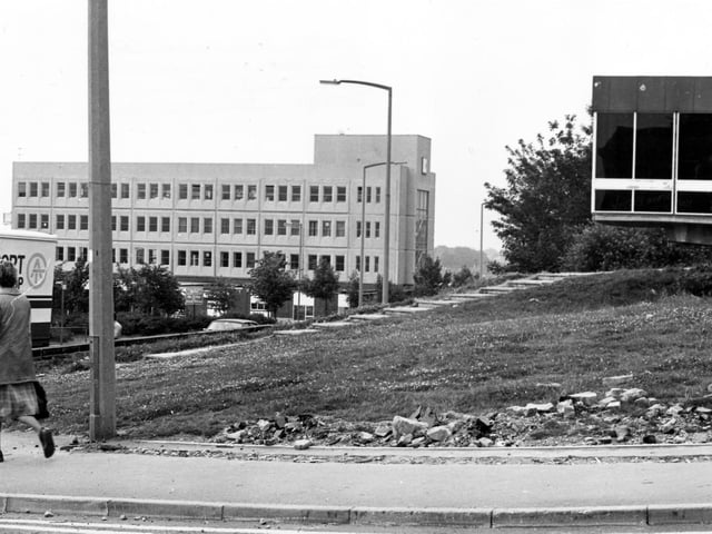 Hough Lane in July 1980 with Lower Town Street to be seen on the left.  In the background on the left is the Bramley Shopping Centre.