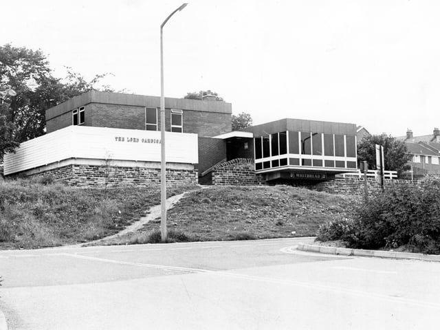 Share your memories of Bramley in the 1980s with Andrew Hutchinson via email at: andrew.hutchinson@jpress.co.uk or tweet him - @AndyHutchYPN
