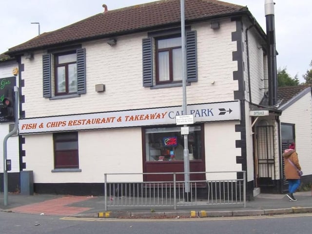 An old established business with loyal customer base, this restaurant and takeaway was achieving takings of £4,000 per week prior to the owner's health issues. After 18 years at the helm, they have decided to retire and put the business up for sale. The leasehold is available for £45,000.