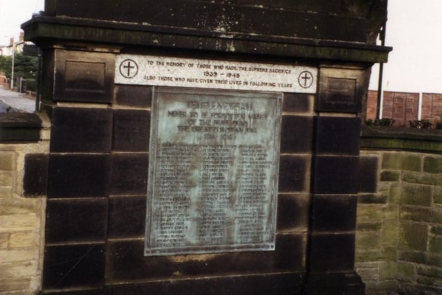 The Roll of Honour beside the Temple Newsam War Memorial on Selby Road, listing casualties of the First World War.