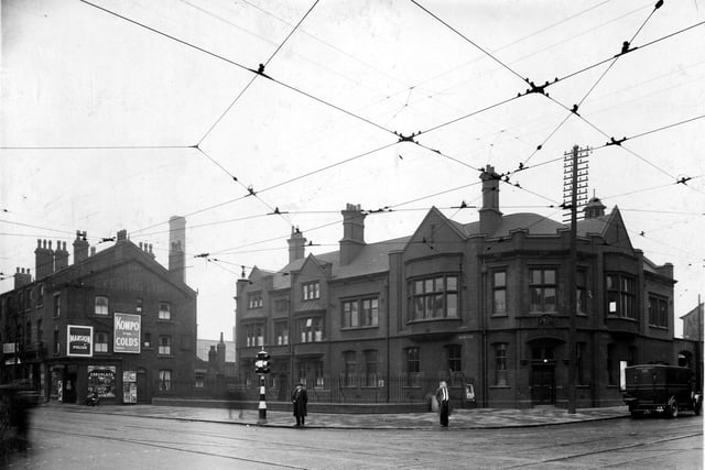 Meadow Lane Police Station on the junction with Great Wilson Street in February 1937. It opened in 1907 this replaced Hunslet Road Police Station and was used as a B Divisional headquarters until replaced by Dewsbury Road in 1958.