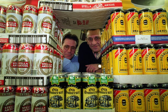 Kenny Shann, left, and Ian Alfs from Whingate Stores which won a national award for off-licence shops.