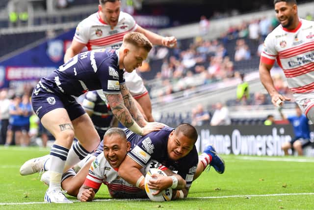 Krisnan Inu of Leigh Centurions scores his side's first try against Featherstone Rovers. Picture: Will Palmer/SWpix.com.