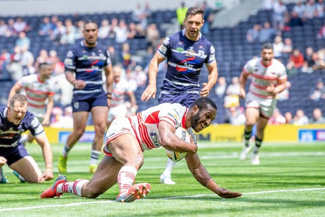 Leigh Centurions' Edwin Ipape touches down against Featherstone Rovers in the 1895 Cup final. Picture: Picture by Allan McKenzie/SWpix.com.