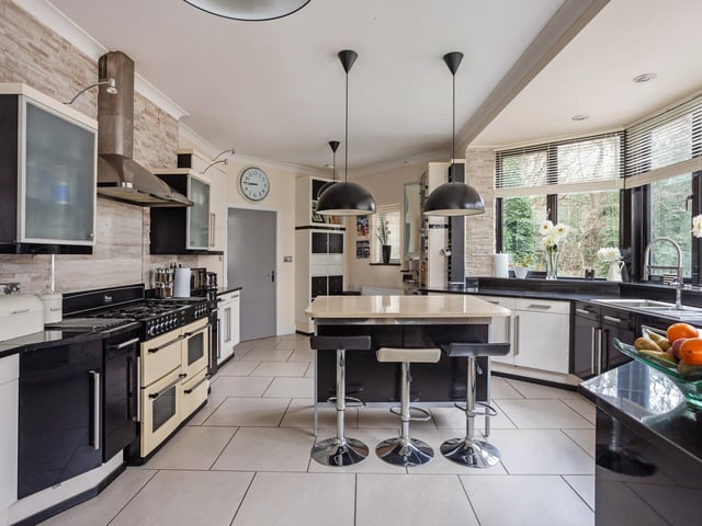 There is also a fabulous kitchen with excellent storage for wine and a number of premium appliances; a fantastic space for keen home cooks.