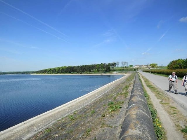Eccup Reservoir offers beautiful views across the water. You can walk around the edge of the reservoir, soaking up the splendid scenery as you do so.