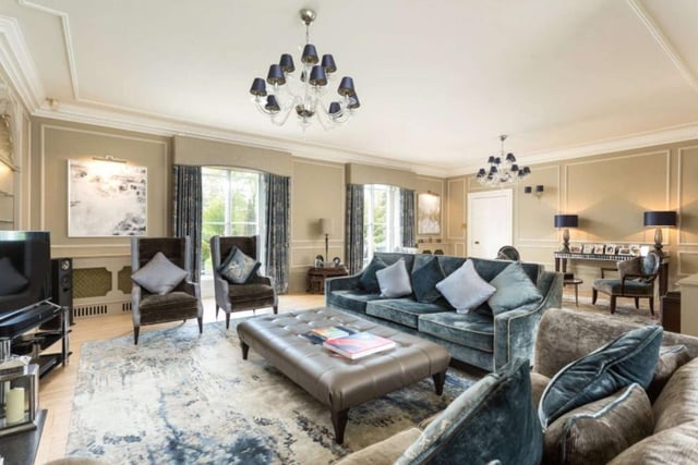 In addition to this the main house has two generous reception rooms overlooking the gardens.