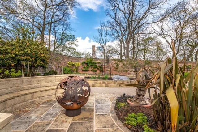 The outside of this property is beautifully maintained, with a magical walled garden to the rear which has been recently restored and thoughtfully planted creating the perfect venue for those wanting to entertain in style.