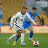 England's Jarrod Bowen (left) and Italy's Salvatore Esposito battle for the ball during the UEFA Nations League match at Molineux Picture: Zac Goodwin/PA
