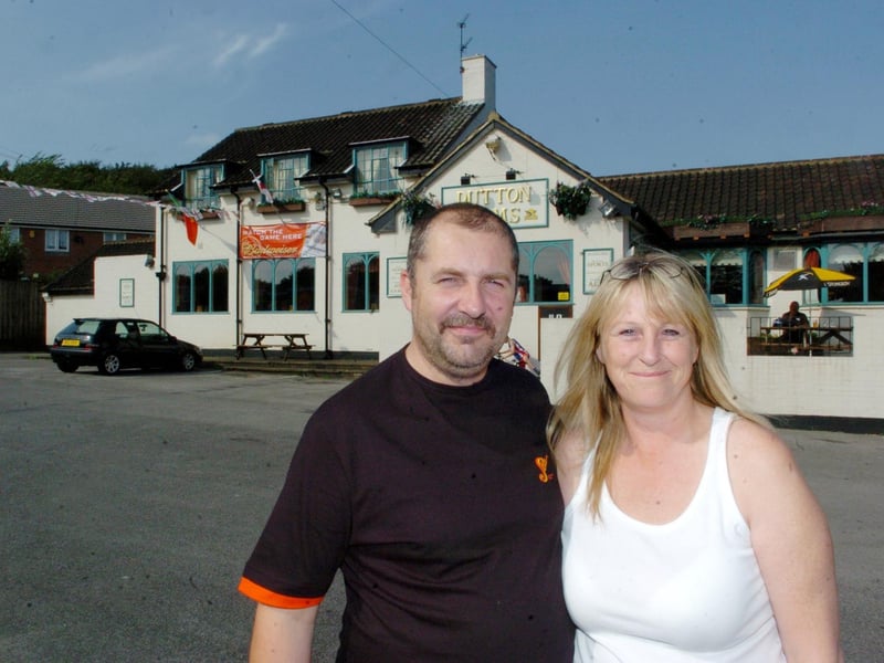 Do you remember Greg and Angela Di Matteo? They ran The Dutton Arms on Queenswood Drive before it closed.