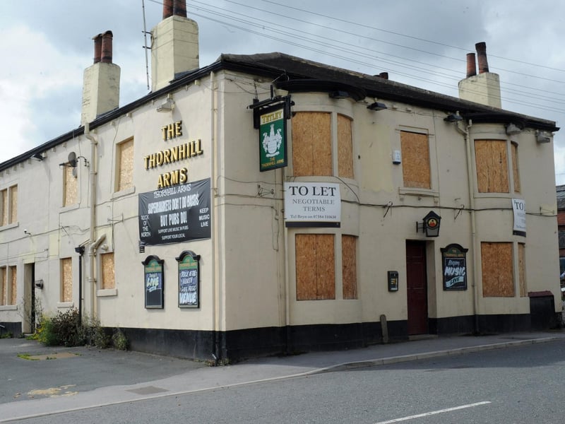 The Thornhill Arms on Bradford Road.. It was converted to a beauty salon and flats after closing.