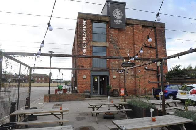 Refectory is a ten-minute walk from Leeds train station and features a large beer garden in front of The Old Flax Store building. Visitors can drink beer brewed on the floor below from the 20 taps of fresh Northern Monk beer on site.