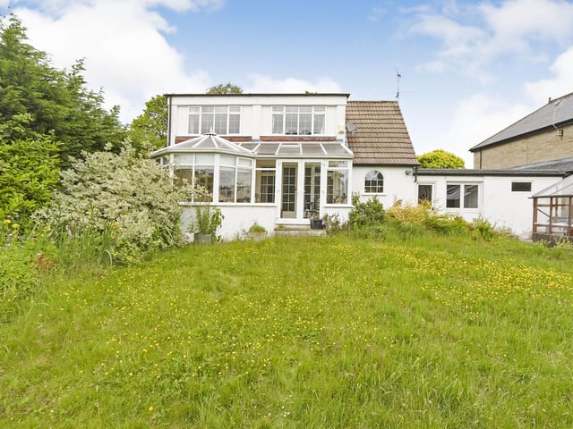 This three bedroom detached bungalow in Alwoodley is on the market for £600,000. Features include three reception rooms, a rear garden and a beautiful dining room.