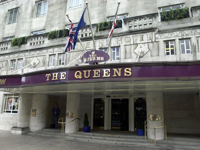 Share your memories of Leeds in June 2001 with Andrew Hutchinson via email at: andrew.hutchinson@jpress.co.uk or tweet him - @AndyHutchYPN