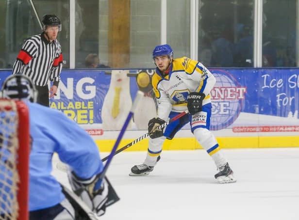 KEY MAN: Leeds Knights' forward Ethan Hehirhas re-signed for the 2022-23 NIHL National campaign. Picture: Andy Bourke - Podium Prints