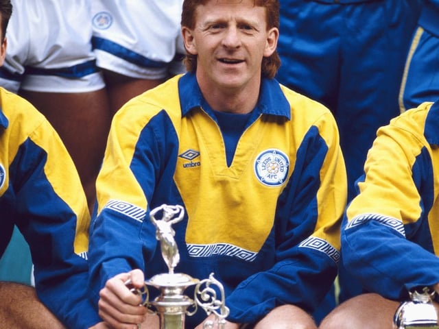 Gordon Strachan with the Football league Division One trophy for the 1991/92 season at Elland Road in May 1992.