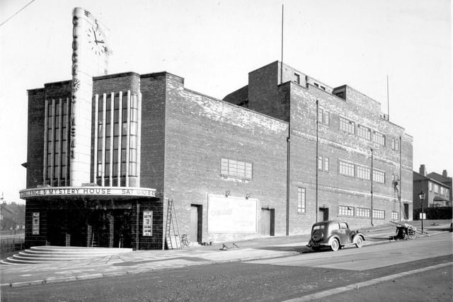 The Clock Cinema on Roundhay Road pictured in February 1939. It seated 1,836 people, 706 in the circle and 1,130 in the audotorium and opened in November 1938. It closed in February 1976. It was used as a bingo hall, now is an electrical warehouse.