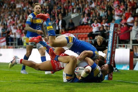 Regan Grace's contentious try gave Saints a 10-point half-time lead. Picture by Ed Swykes/SWpix.com.