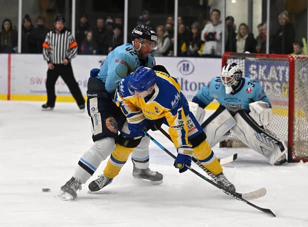 Leeds Knights and Sheffield Steeldogs will further their rivalry when they lock horns in a new three-way Yorkshire pre-season tournamnent involving new rivals, Hull Seahawks. Picture: Bruce Rollinson