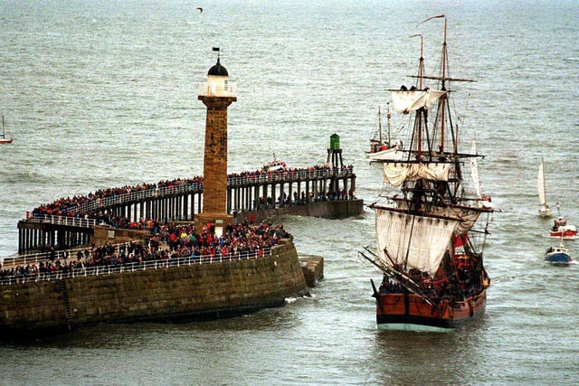 HMS Endeavour makes its way back into Whitby Harbour for the second time in 1997 prior to its departure for Australia.
