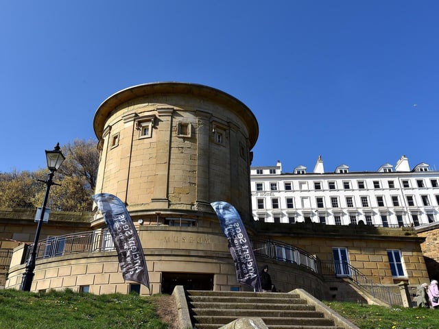 Rotunda Museum, Scarborough.
Opened in 1829, the Rotunda Museum is one of the world’s first purpose-built museums and was built to a design suggested by William Smith. The interior, with its fascinating Georgian gallery, features a frieze showing the geology of the local coastline designed by Smith’s nephew John Phillips.