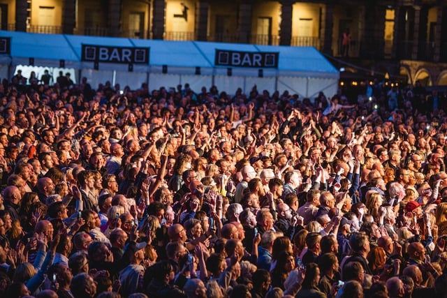 A packed-out Piece Hall enjoying the gig. Photos by Cuffe and Taylor/The Piece Hall Trust.