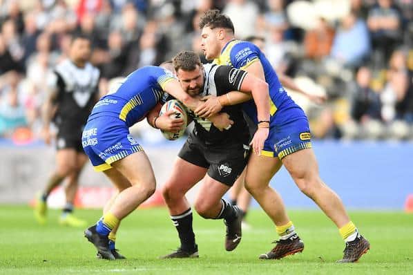 Josh Bowden on the ball for Hull against Warrington in April. Picture by Will Palmer/SWpix.com.