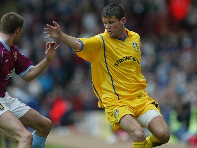 United's Eirik Bakke on the charge. 
Picture by Varleys.