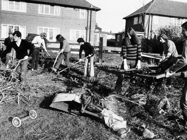 A Corporation task force cleans up a Leeds eyesore in March 1972.