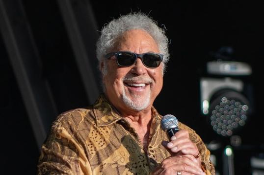 The legendary Tom Jones performed at The Piece Hall in Halifax last night. Photos by Cuffe and Taylor/The Piece Hall Trust