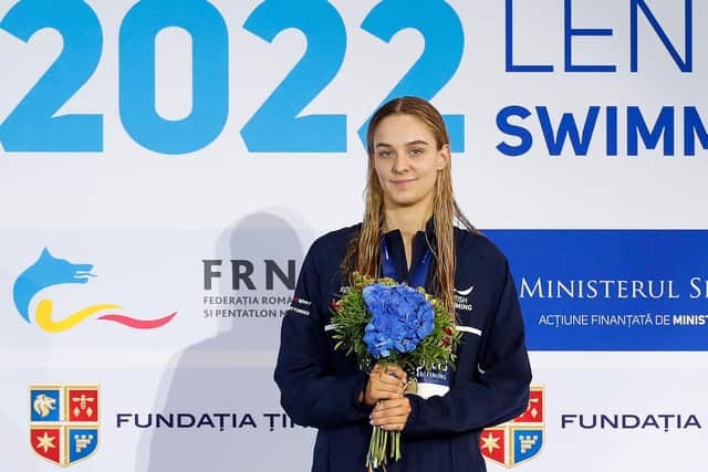 Leah Schlosshan after winning the 200m IM at the European Junior Championships in (Picture: Bucharest LEN/Simone Castrovillari)