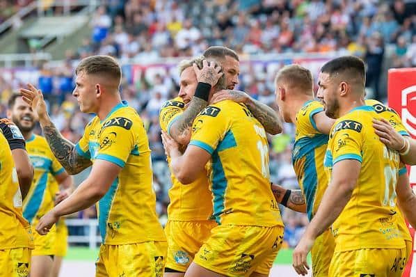 Rhinos celebrate Matt Prior's try against Castleford. Picture by Allan McKenzie/SWpix.com.