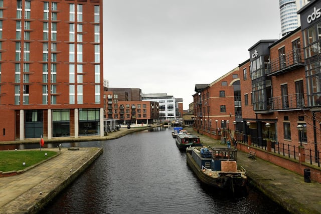 Enjoy the best of Leeds on the waterside at Granary Wharf in the city centre.