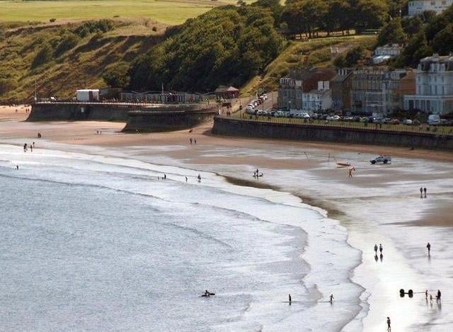 Filey beach is clean and idyllic, with a large stretch of sand, making it the perfect place for a family day out or a dog walk. It is a 1 hour 35 minute drive to the quaint North Yorkshire seaside town. The quickest way is to go via the A64.