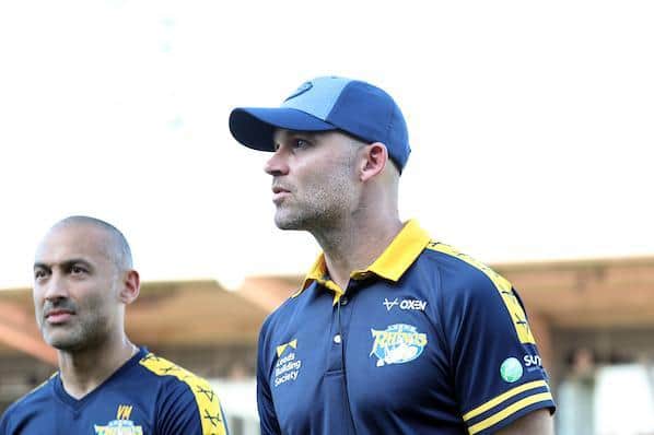 Rhinos coach Rohan Smith, with club doctor Mas Vani, at Stade Ernest Wallon. Picture by Manuel Blondeau/SWpix.com.