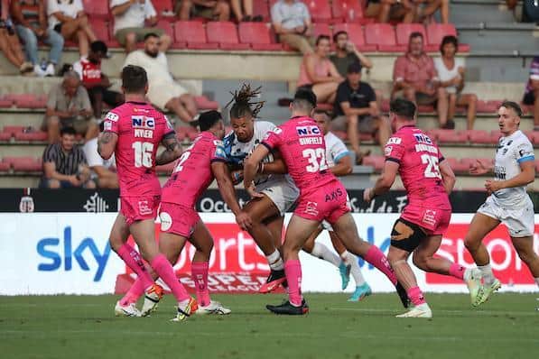Jack Sinfield, right and Rhyse Martin tackle Toulouse's Guy Armitage. Picture by Manuel Blondeau/SWpix.com.