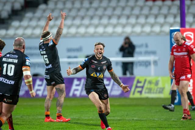 Castleford Tigers' Gareth O'Brien scores his match-winning drop goal (BRUCE ROLLINSON)