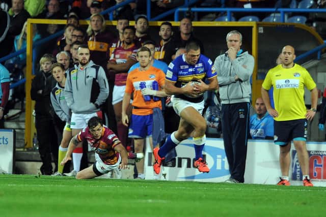 Ryan Hall collects Danny McGuire's kick at Huddersfield in 2015. Picture by Steve Riding.