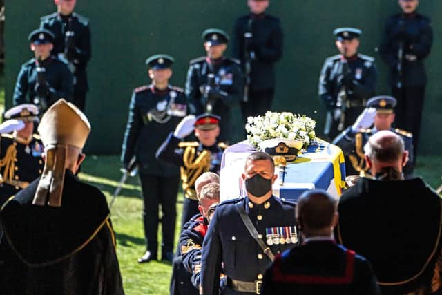 Pall Bearers carrying the coffin of the Duke of Edinburgh into St George's Chapel, Windsor Castle, Berkshire. Picture date: Saturday April 17, 2021.