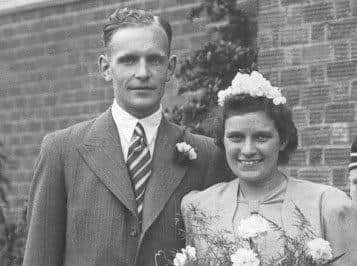 Roy and Muriel on their wedding day in August 1943.